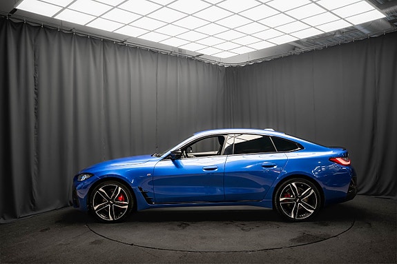 BMW i4 10 of 27
