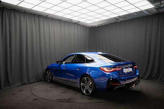 BMW i4 9 of 27