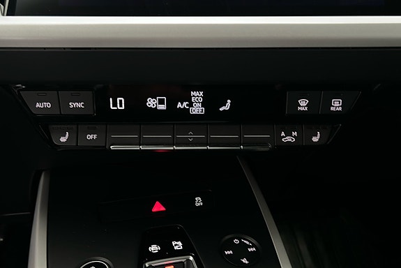 Audi Q4 e-tron 18 of 25