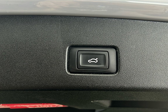 Audi Q4 e-tron 15 of 25