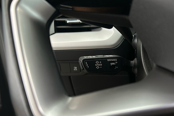 Audi Q4 e-tron 23 of 25