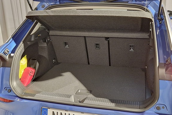 Volkswagen T-Roc 6 of 14