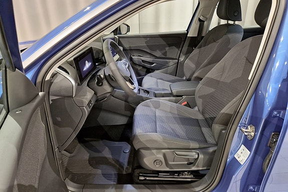 Volkswagen T-Roc 7 of 14