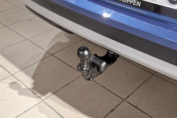 Volkswagen T-Roc 5 of 14