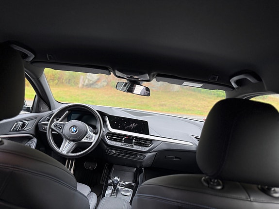 BMW 118i 6 of 7
