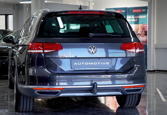 Volkswagen Passat Alltrack 7 of 22