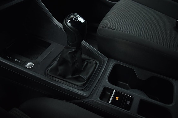 Volkswagen Caddy 15 of 28
