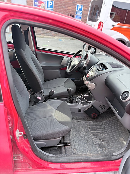 Toyota Aygo 11 of 15