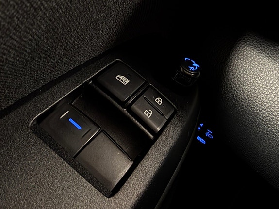 Toyota Yaris 23 of 28