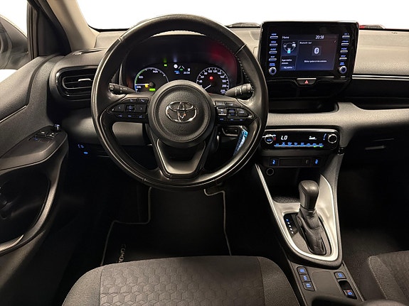 Toyota Yaris 9 of 28