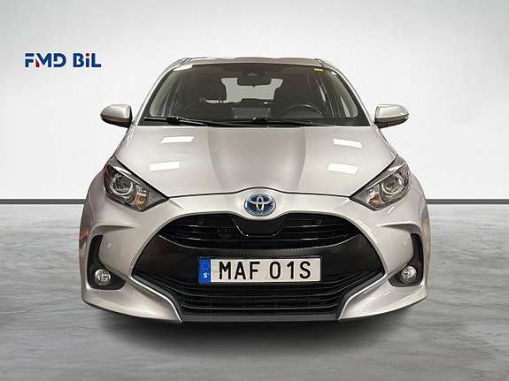 Toyota Yaris 3 of 28