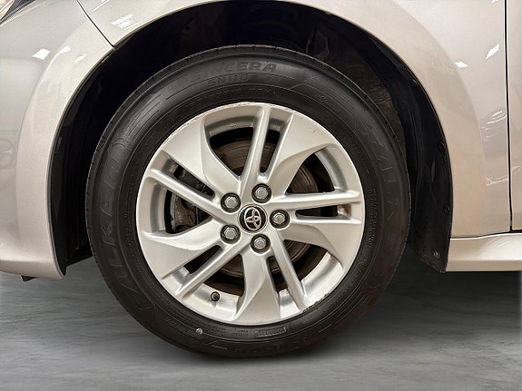 Toyota Yaris 28 of 28