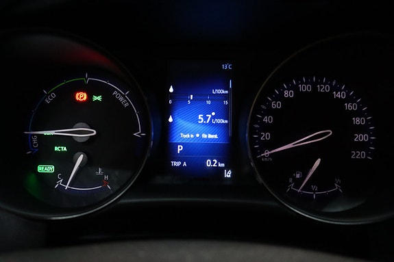 Toyota C-HR 19 of 30