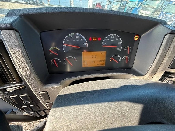 Volvo FL 4*2 Serie 8565 3 of 10