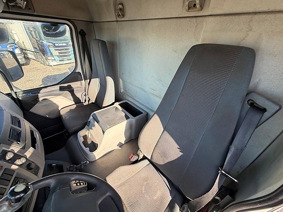 Volvo FL 4*2 Serie 8565 6 of 10