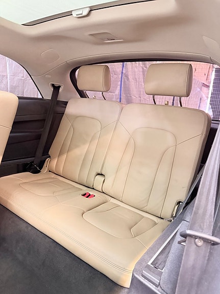 Audi Q7 7 of 16
