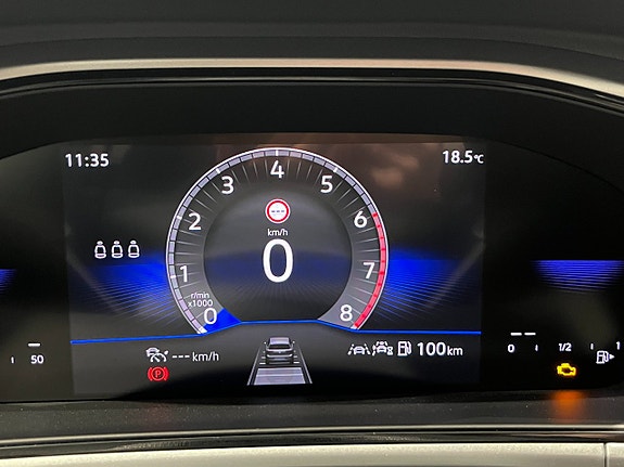 Volkswagen T-Roc 16 of 20