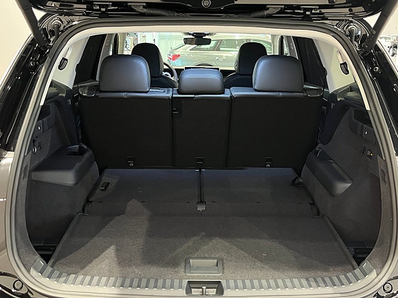 Volkswagen T-Roc 8 of 20
