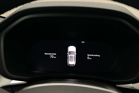 Volvo XC60 7 of 30