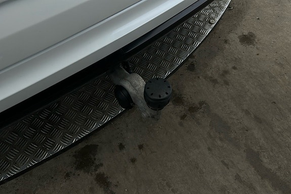 Volvo XC60 16 of 30