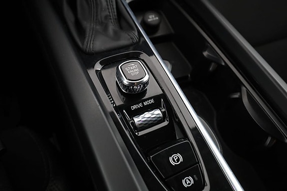 Volvo V60 Cross Country 27 of 30