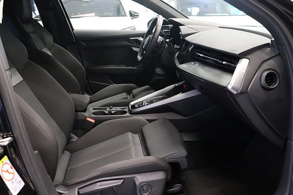 Audi A3 8 of 29