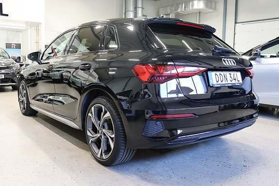 Audi A3 4 of 29