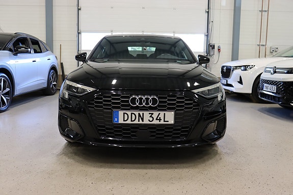 Audi A3 3 of 29
