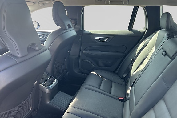 Volvo V60 7 of 10