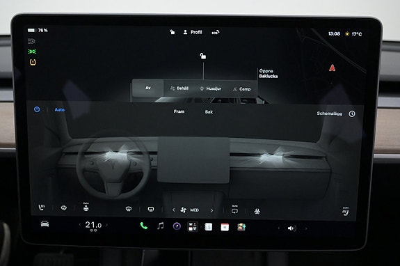 Tesla Model Y 13 of 27