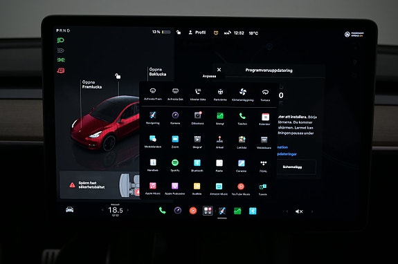Tesla Model Y 22 of 27