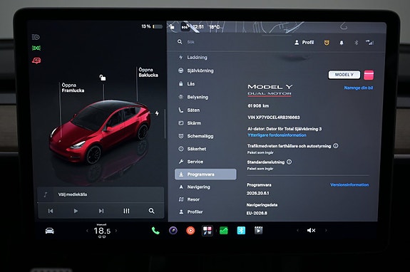 Tesla Model Y 14 of 27