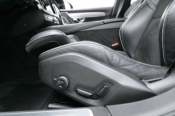 Volvo V90 10 of 27
