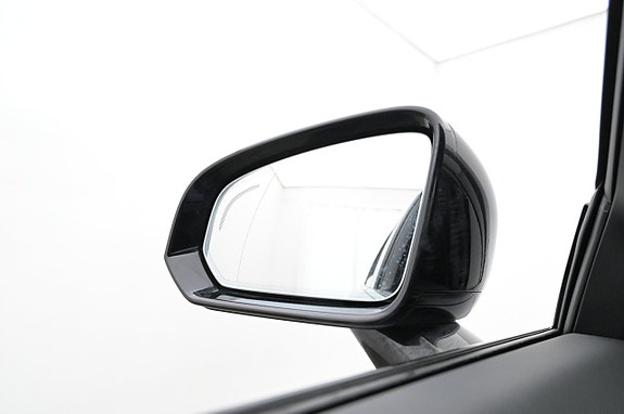 Volvo V90 18 of 27