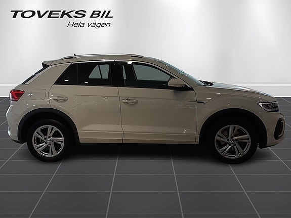 Volkswagen T-Roc 4 of 15