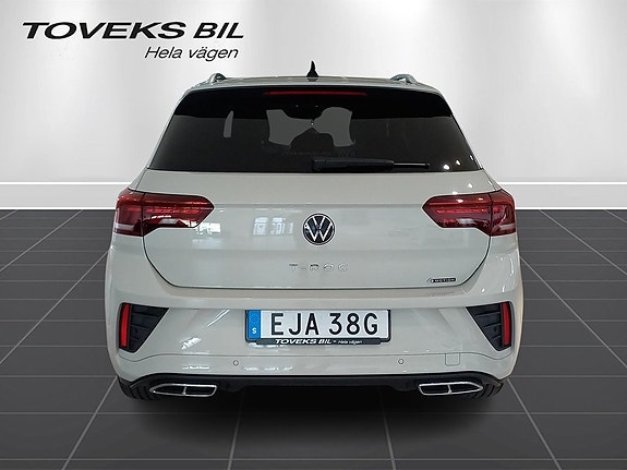 Volkswagen T-Roc 6 of 15
