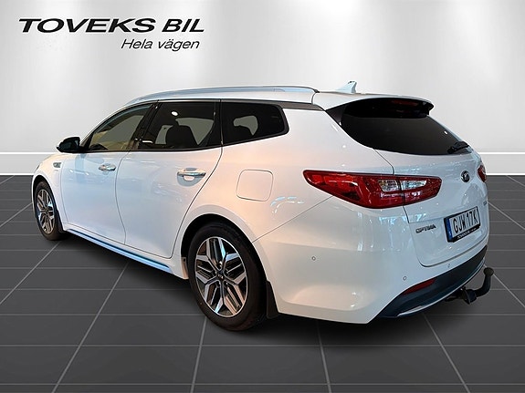 Kia Optima 4 of 13