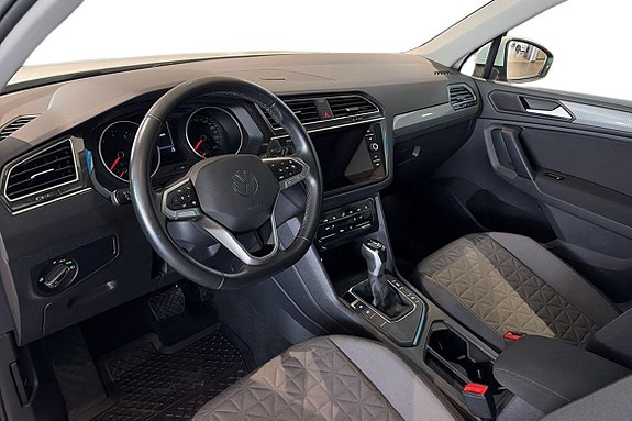 Volkswagen Tiguan 10 of 22