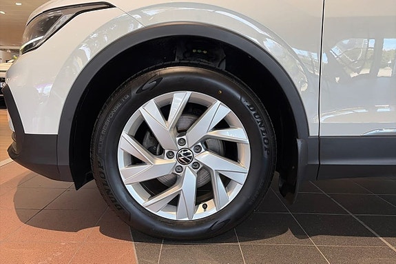 Volkswagen Tiguan 22 of 22
