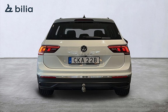 Volkswagen Tiguan 8 of 22