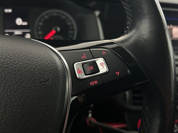 Volkswagen Polo 21 of 22