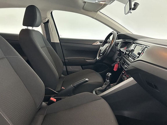 Volkswagen Polo 15 of 22