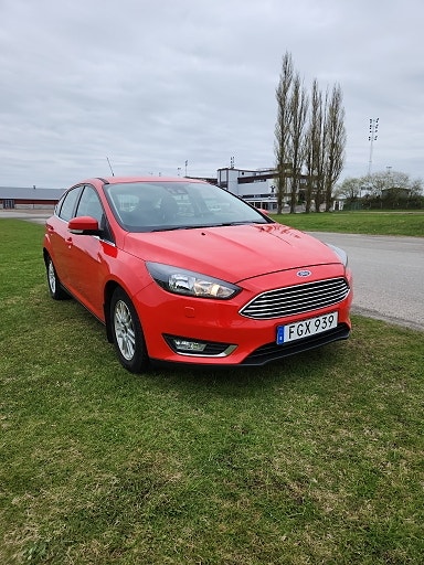 Ford Focus 2 of 5