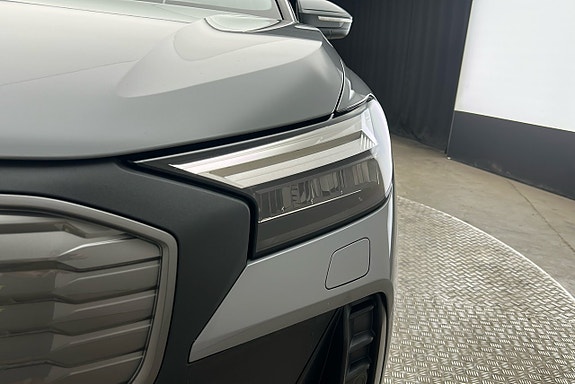 Audi Q4 e-tron 11 of 25