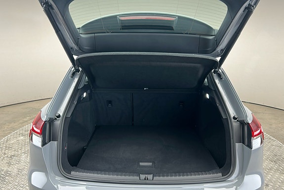Audi Q4 e-tron 14 of 25