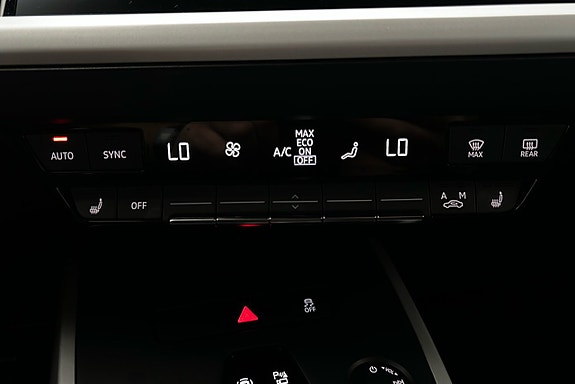 Audi Q4 e-tron 18 of 25