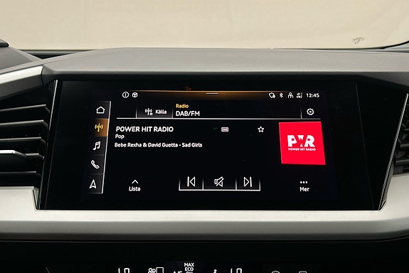 Audi Q4 e-tron 8 of 25