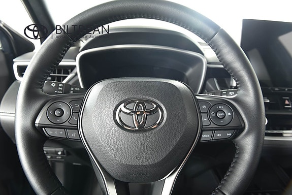 Toyota Corolla Cross 10 of 16