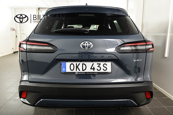Toyota Corolla Cross 4 of 16