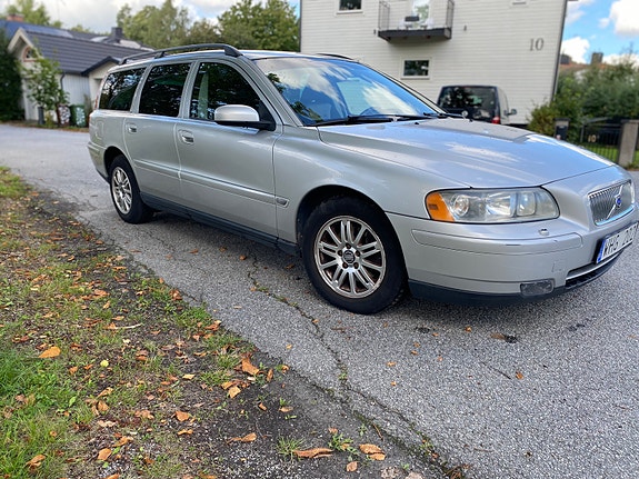 Volvo V70 6 of 10